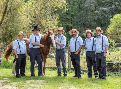 Amish Outlaws