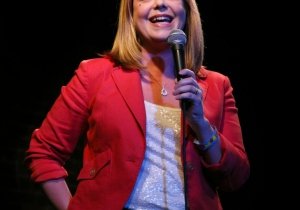 Laurie Forster, The Standup Sommelier™ Performs “Something to Wine About”