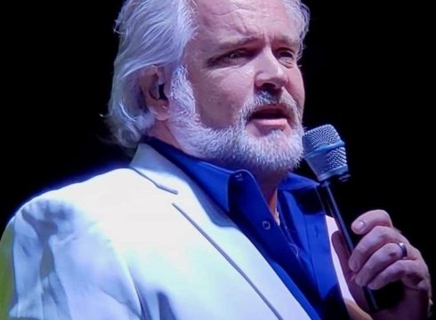 The Gambler Returns: Ultimate Kenny Rogers Tribute