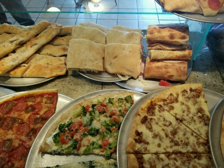 Andy's Pizza