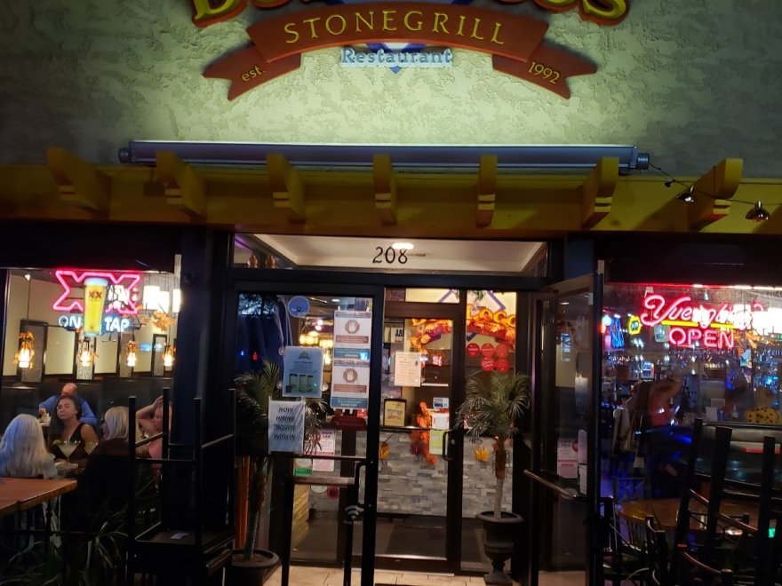 Dos Locos Stonegrill & Tex-Mex Restaurant