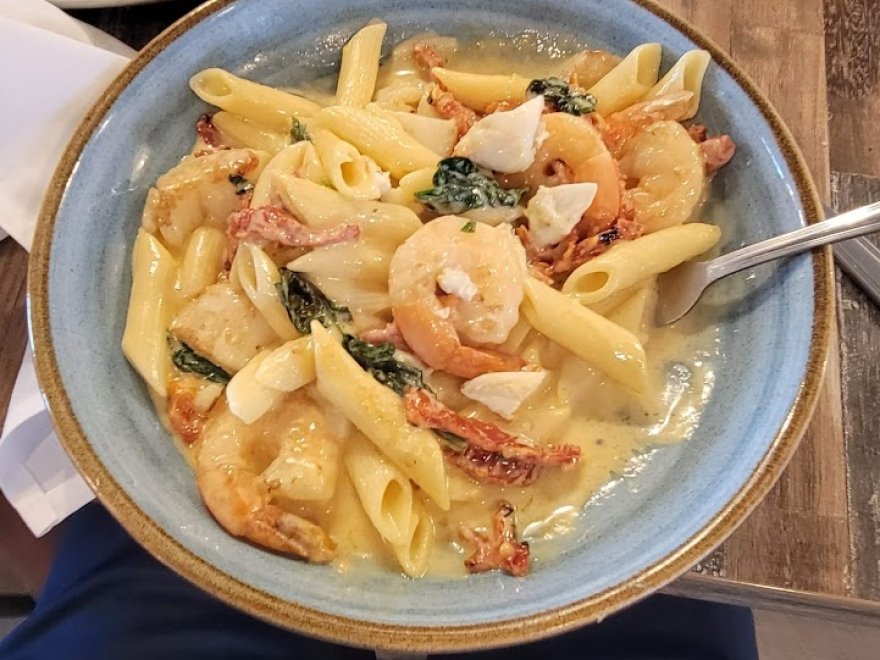 Fins Ale House & Raw Bar - Bethany Beach