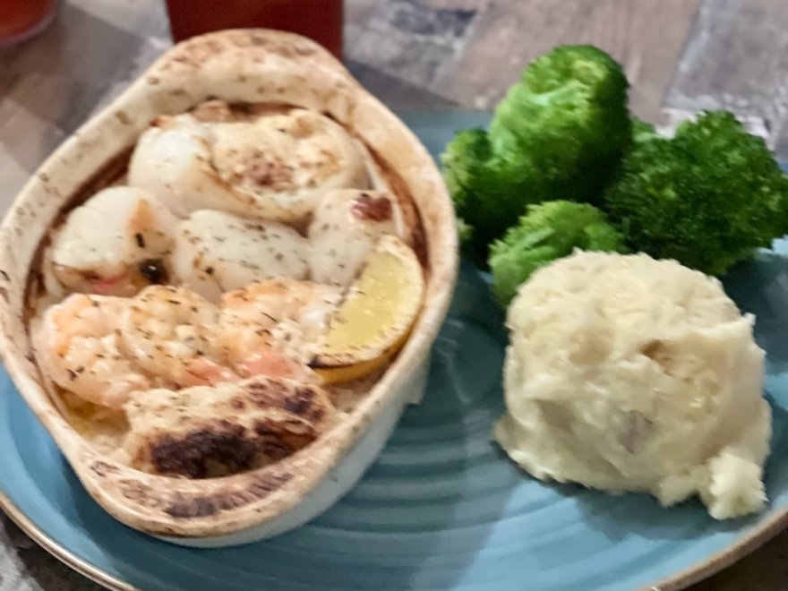 Fins Ale House & Raw Bar - Bethany Beach