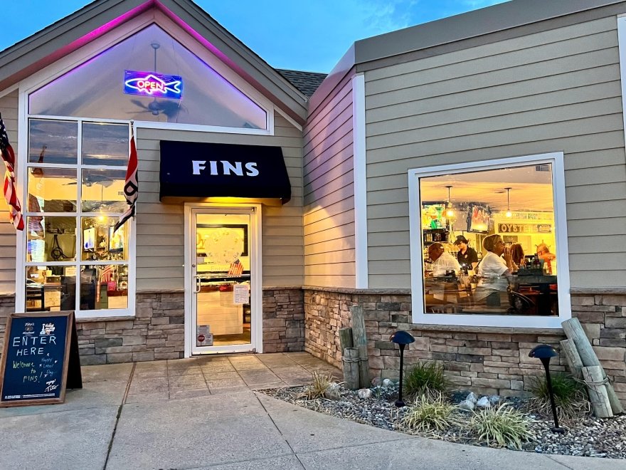 Fins Ale House & Raw Bar - Bethany Beach