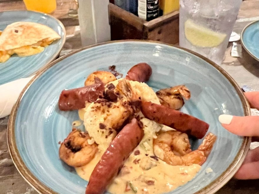 Fins Ale House & Raw Bar - Bethany Beach