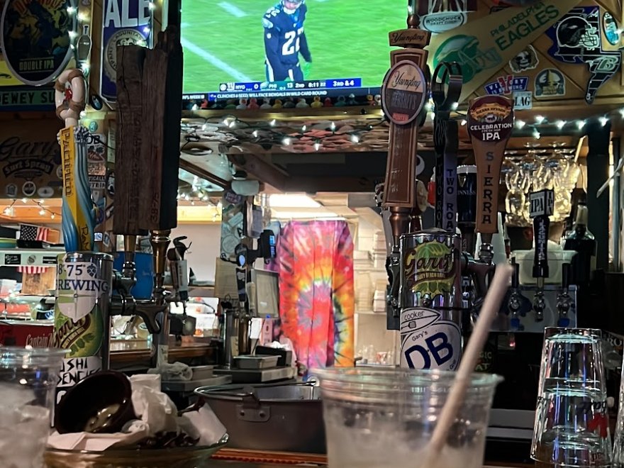 Gary's Dewey Beach Grill / 38-75 Brewing