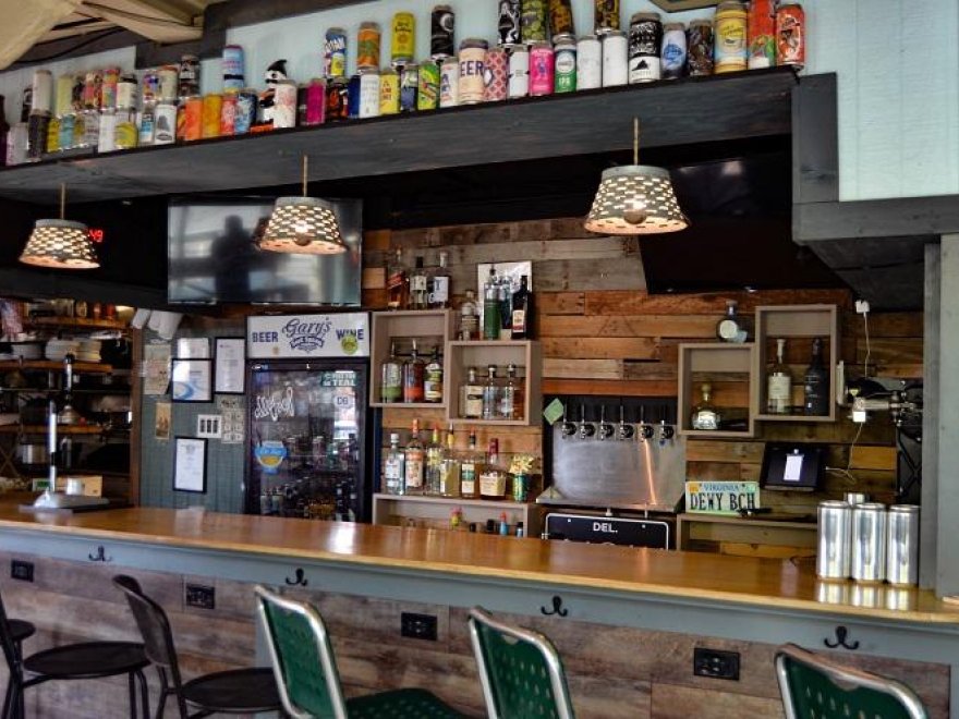 Gary's Dewey Beach Grill / 38-75 Brewing