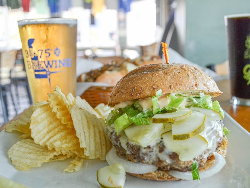 Gary's Dewey Beach Grill / 38-75 Brewing