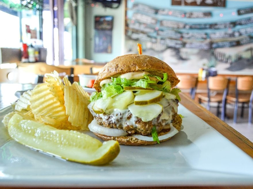 Gary's Dewey Beach Grill / 38-75 Brewing