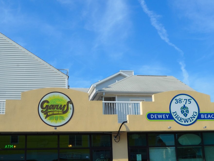 Gary's Dewey Beach Grill / 38-75 Brewing