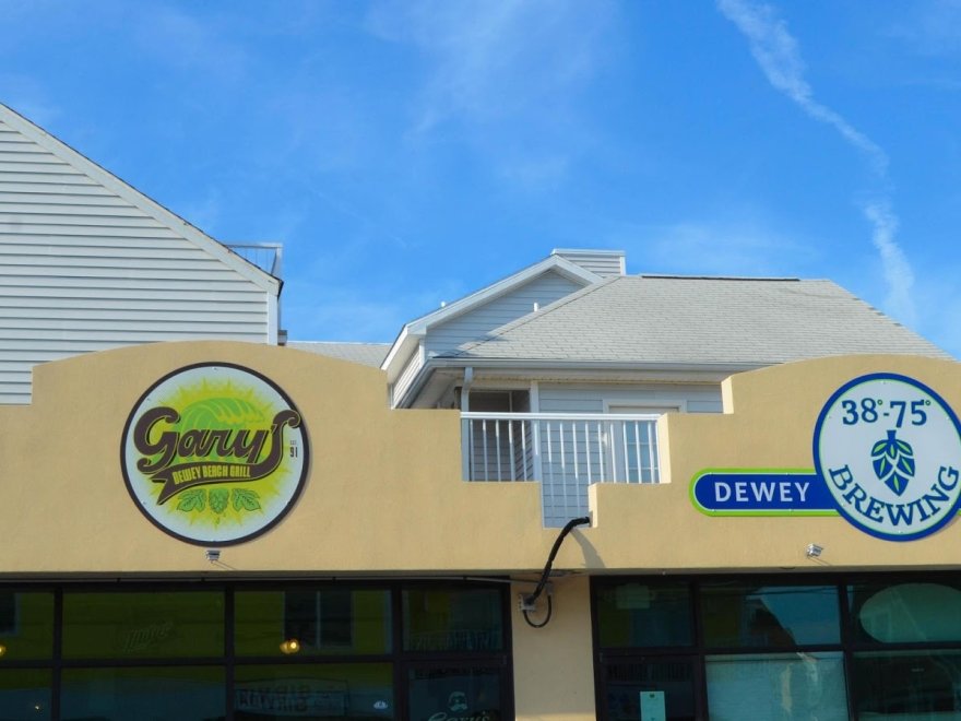 Gary's Dewey Beach Grill / 38-75 Brewing