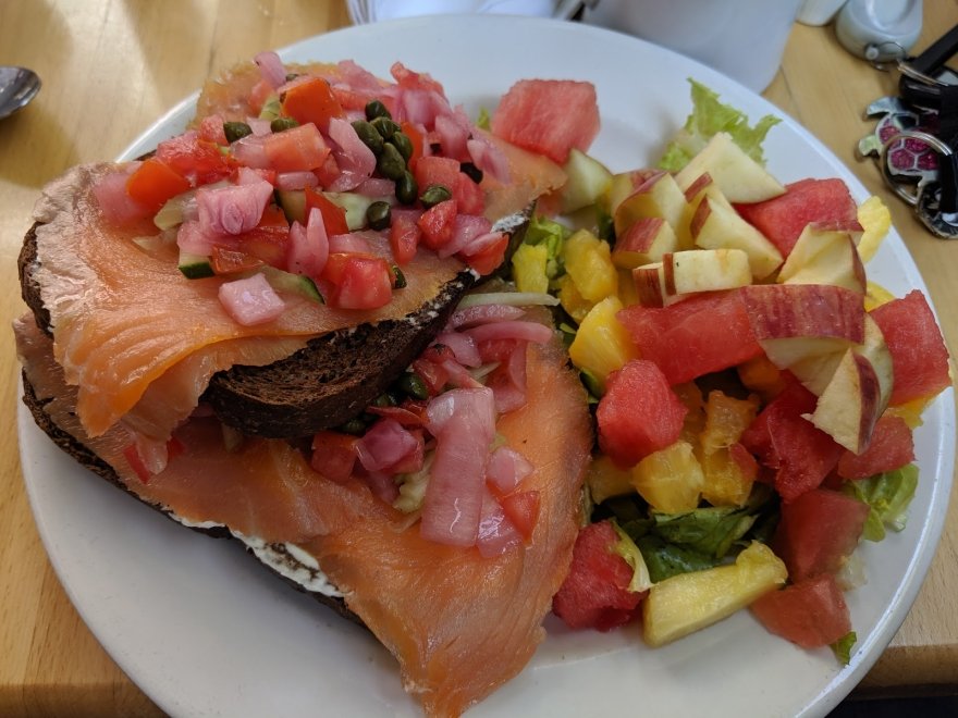 Greenman Juice Bar & Bistro