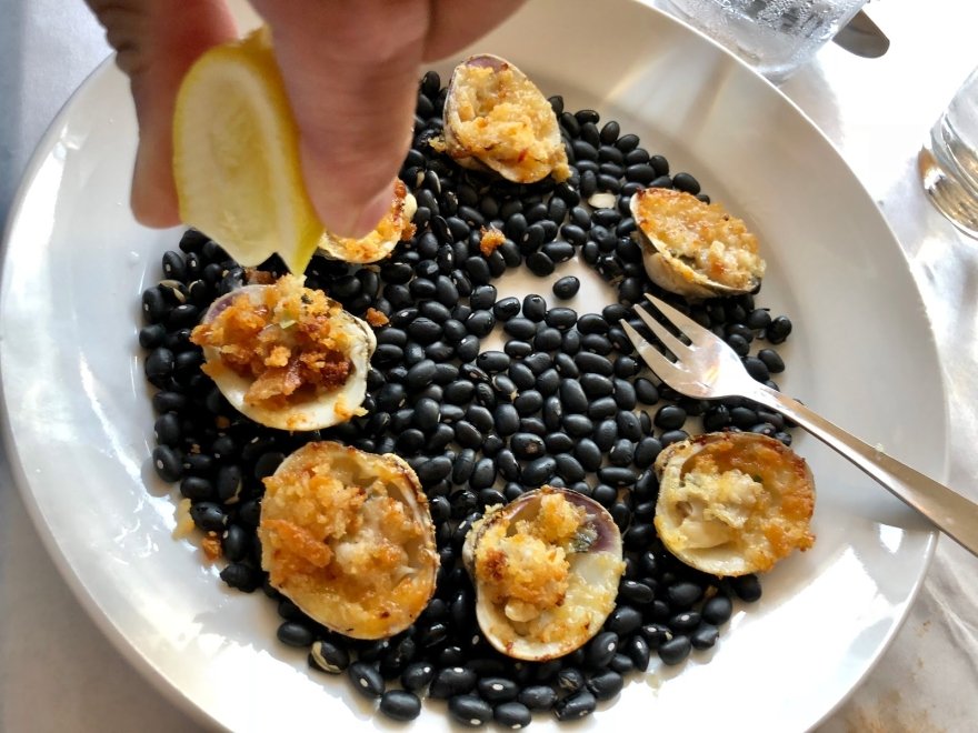 Henlopen City Oyster House