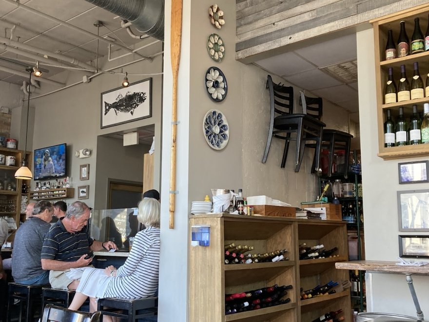Henlopen City Oyster House