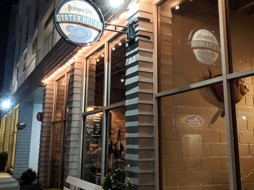 Henlopen City Oyster House