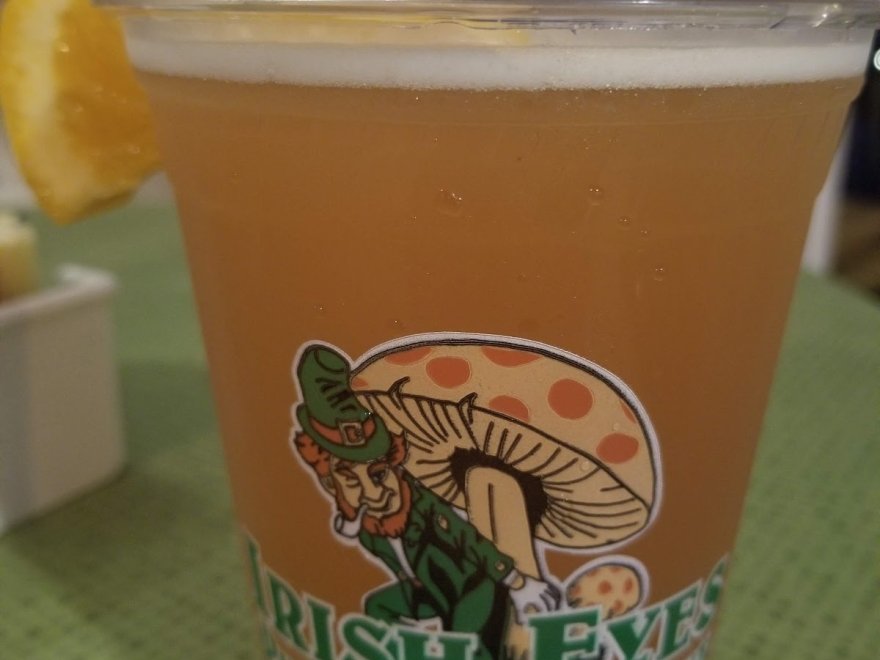 Irish Eyes Pub & Restaurant