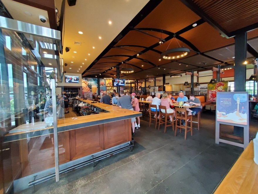 Iron Hill Brewery & Restaurant