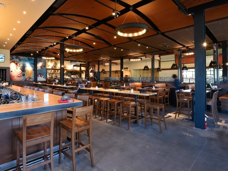 Iron Hill Brewery & Restaurant
