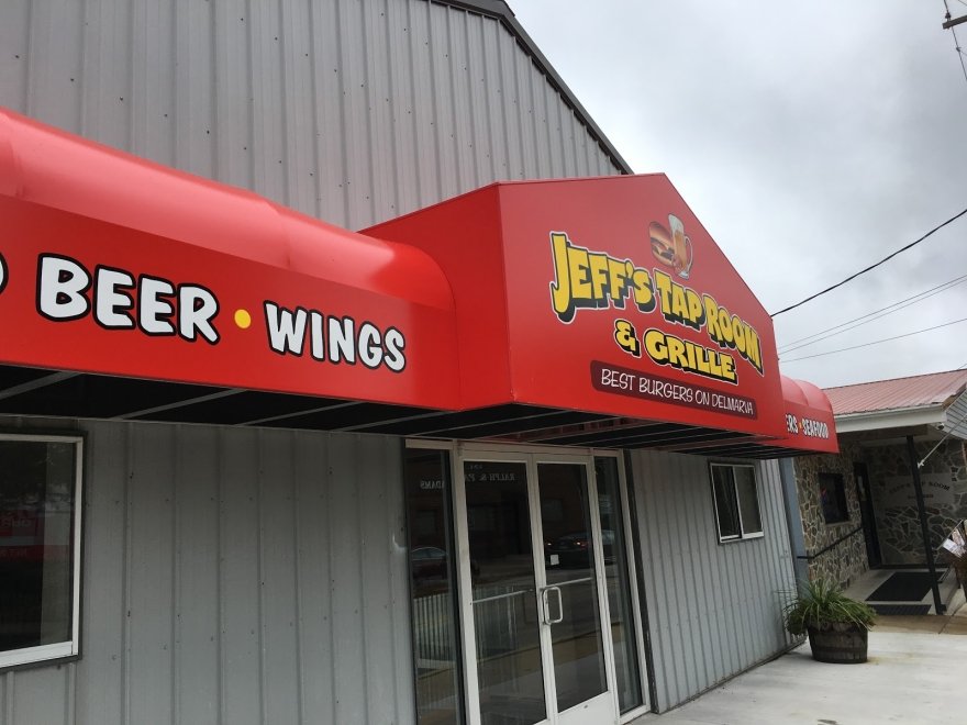 Jeff's Taproom & Grille