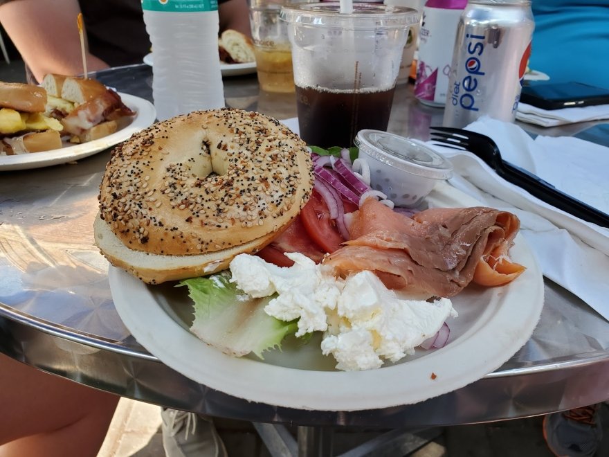Lori's Cafe