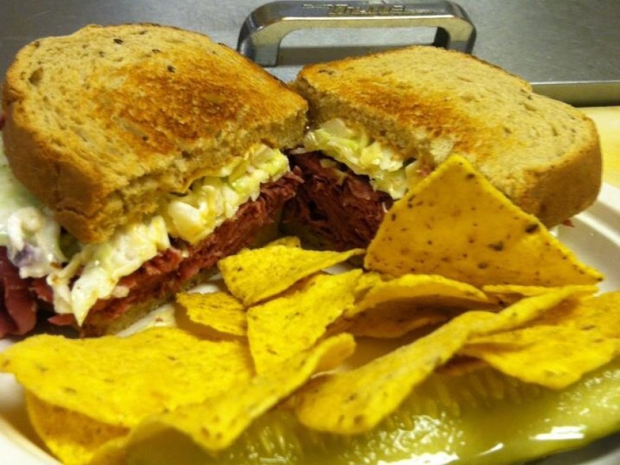 Lori's Cafe