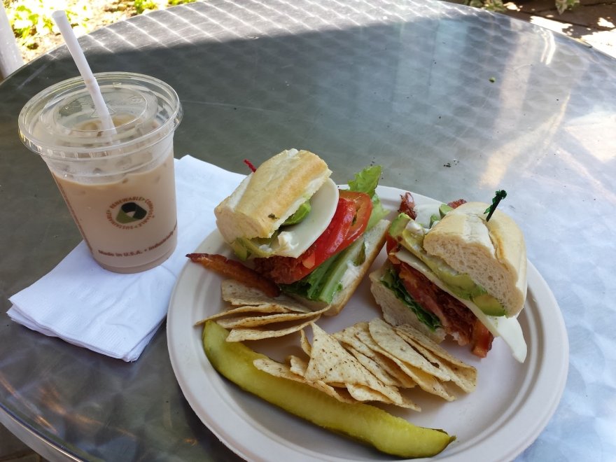 Lori's Cafe