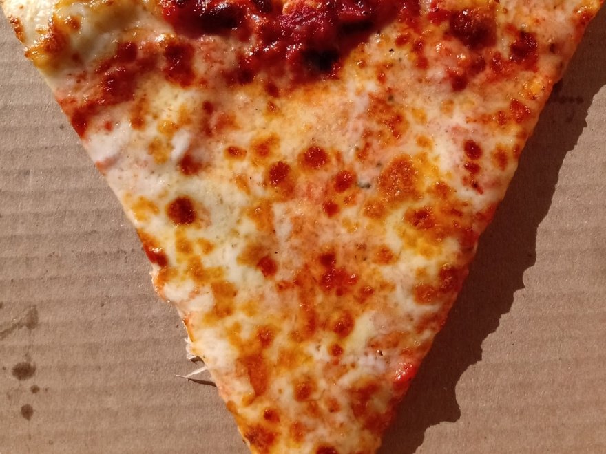 Louie's Pizza