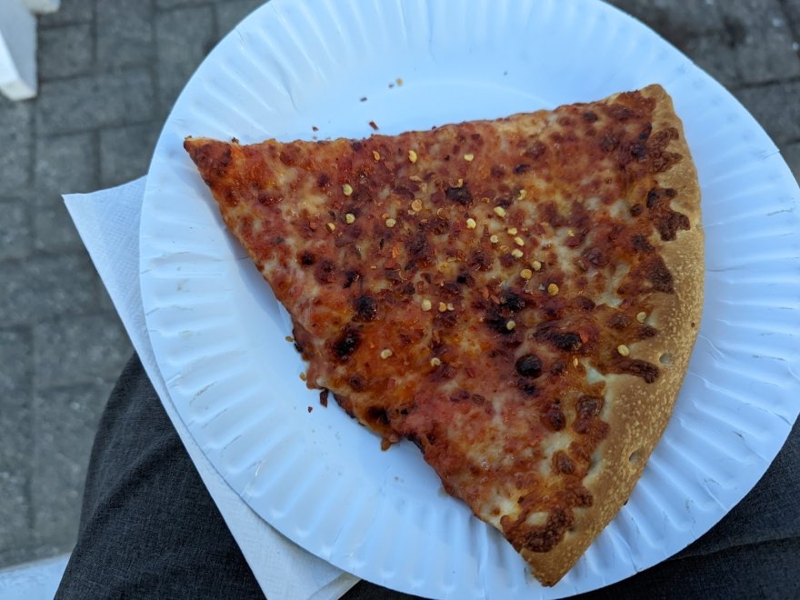 Louie's Pizza