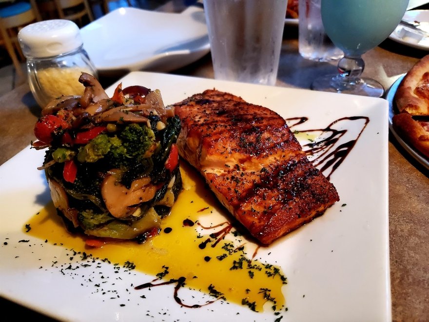 Mama Maria's Restaurant and Beach Bar