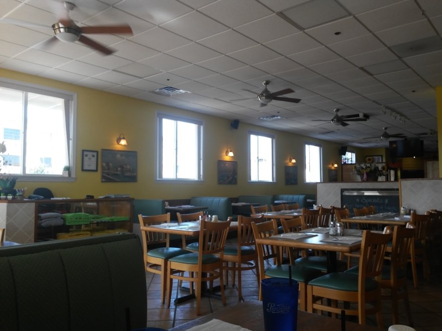 Mama Maria's Restaurant and Beach Bar