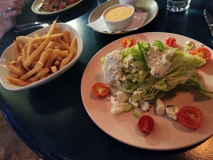 Michy's Relaxed Dining