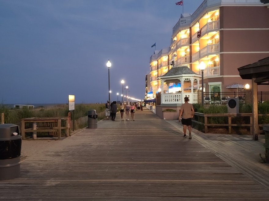 Obie's By the Sea
