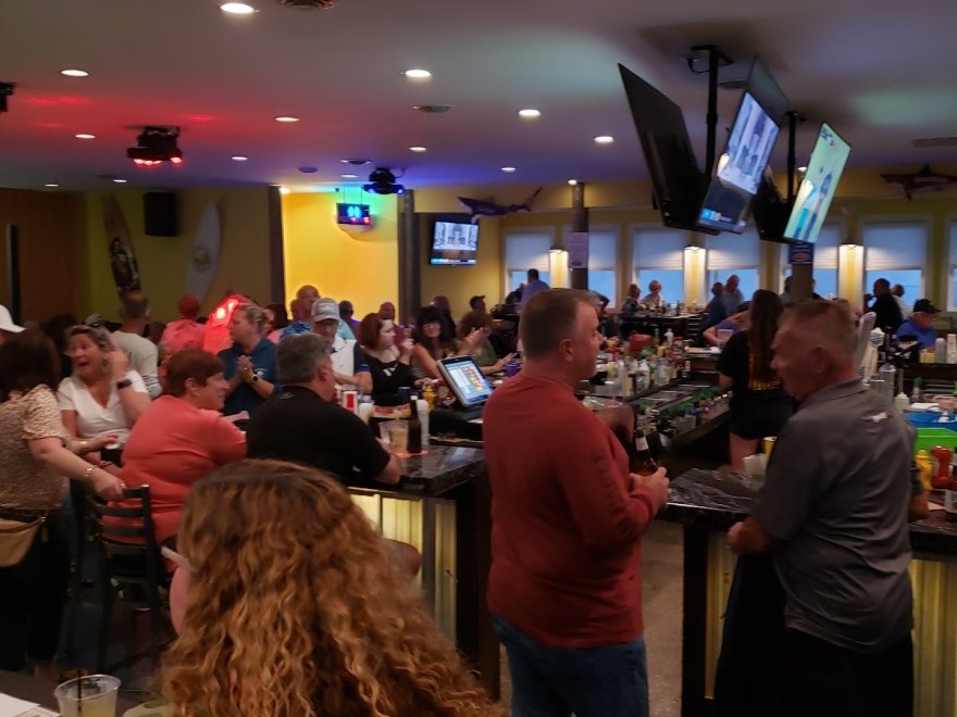 Paradise Pub