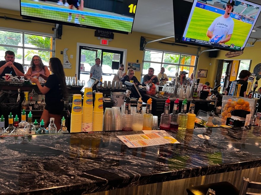 Paradise Pub