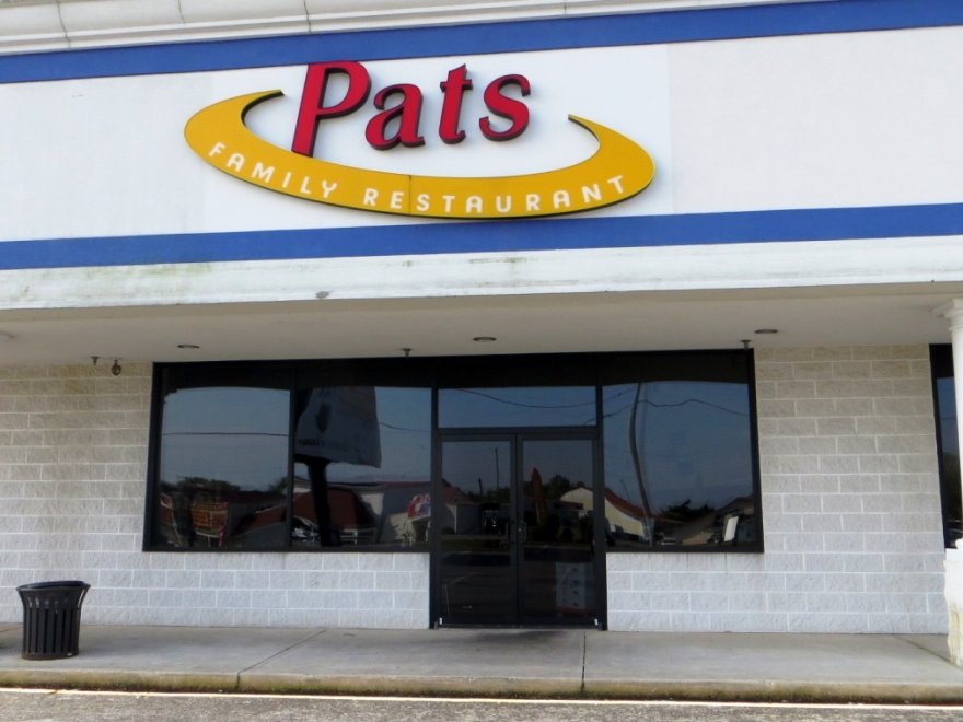 Pat's Pizza