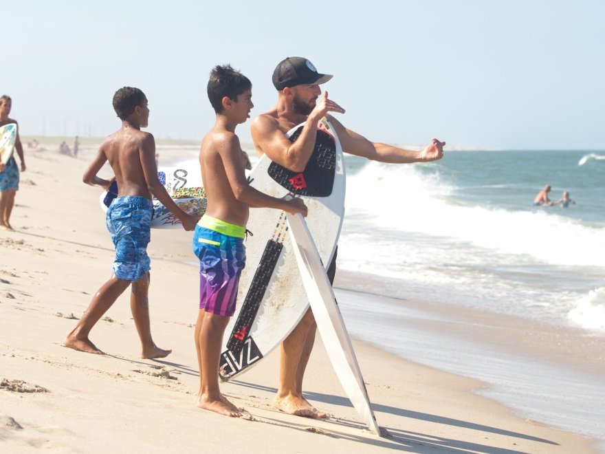 Alley-Oop Skimboarding