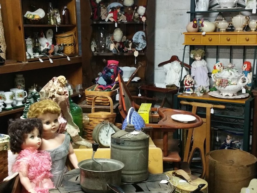 Marketplace Antiques & Collectibles LLC